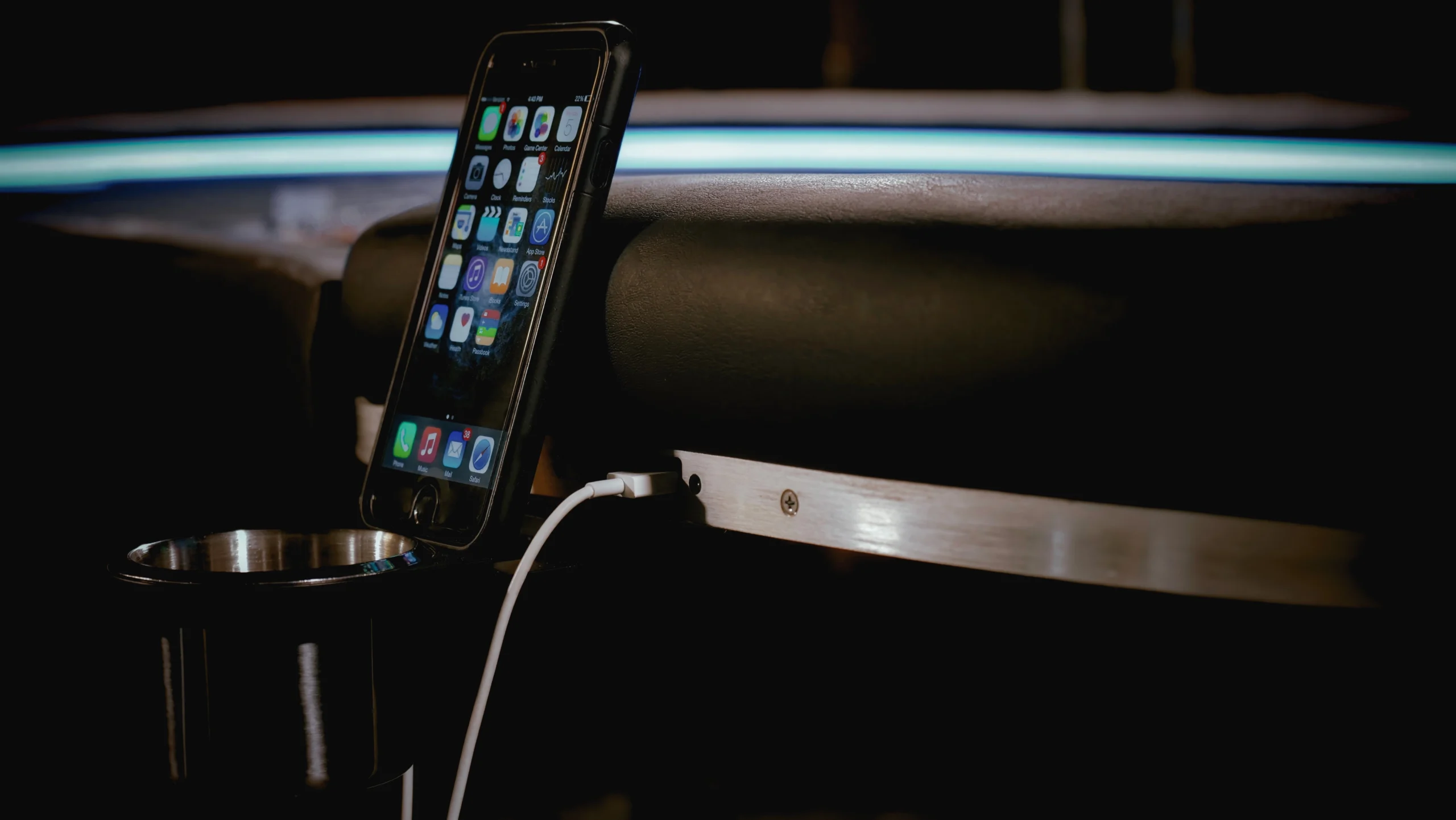 Gorilla Gaming USB poker table